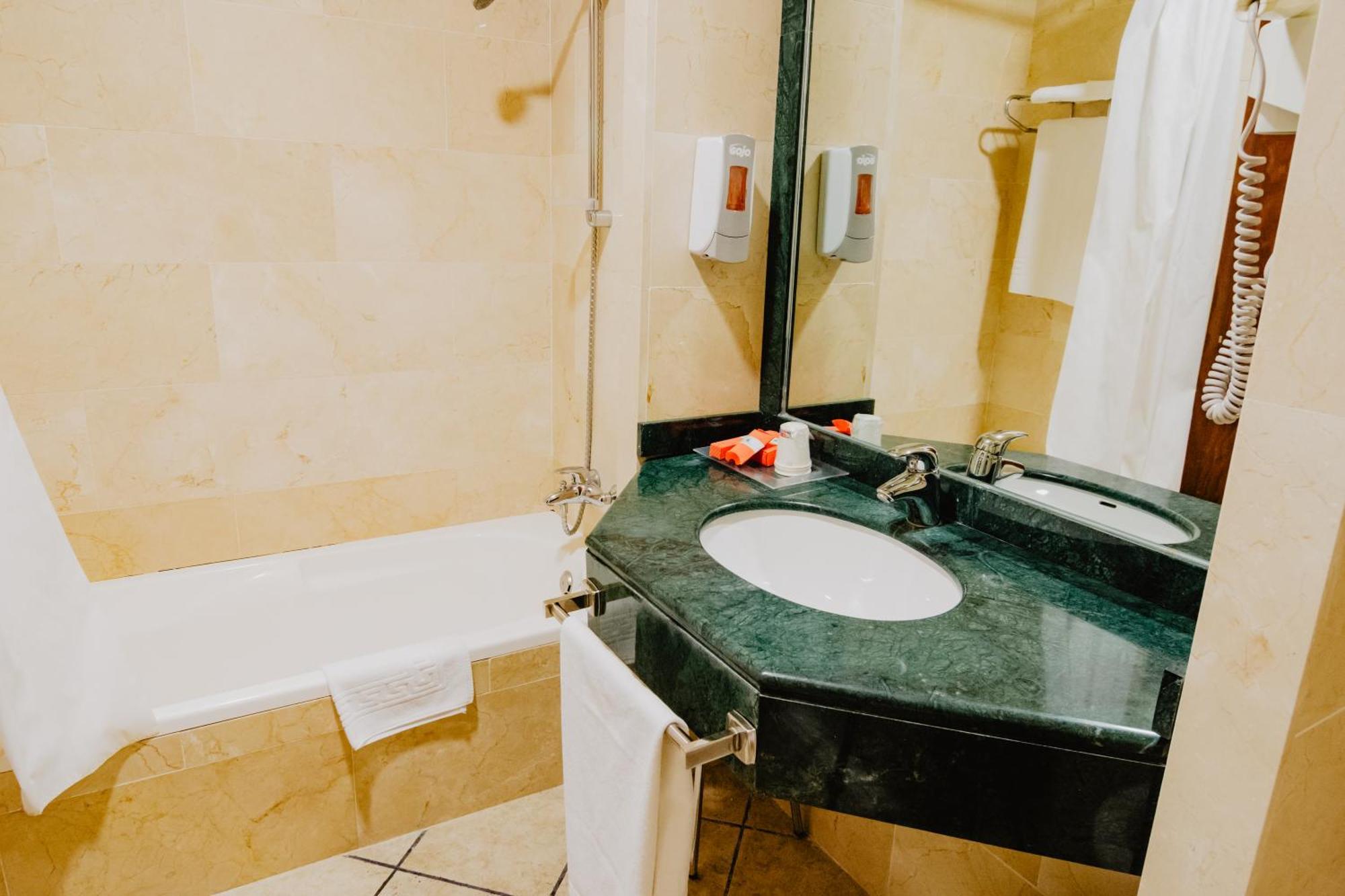 Hotel Hacienda Don Manuel Granja de Torrehermosa Εξωτερικό φωτογραφία