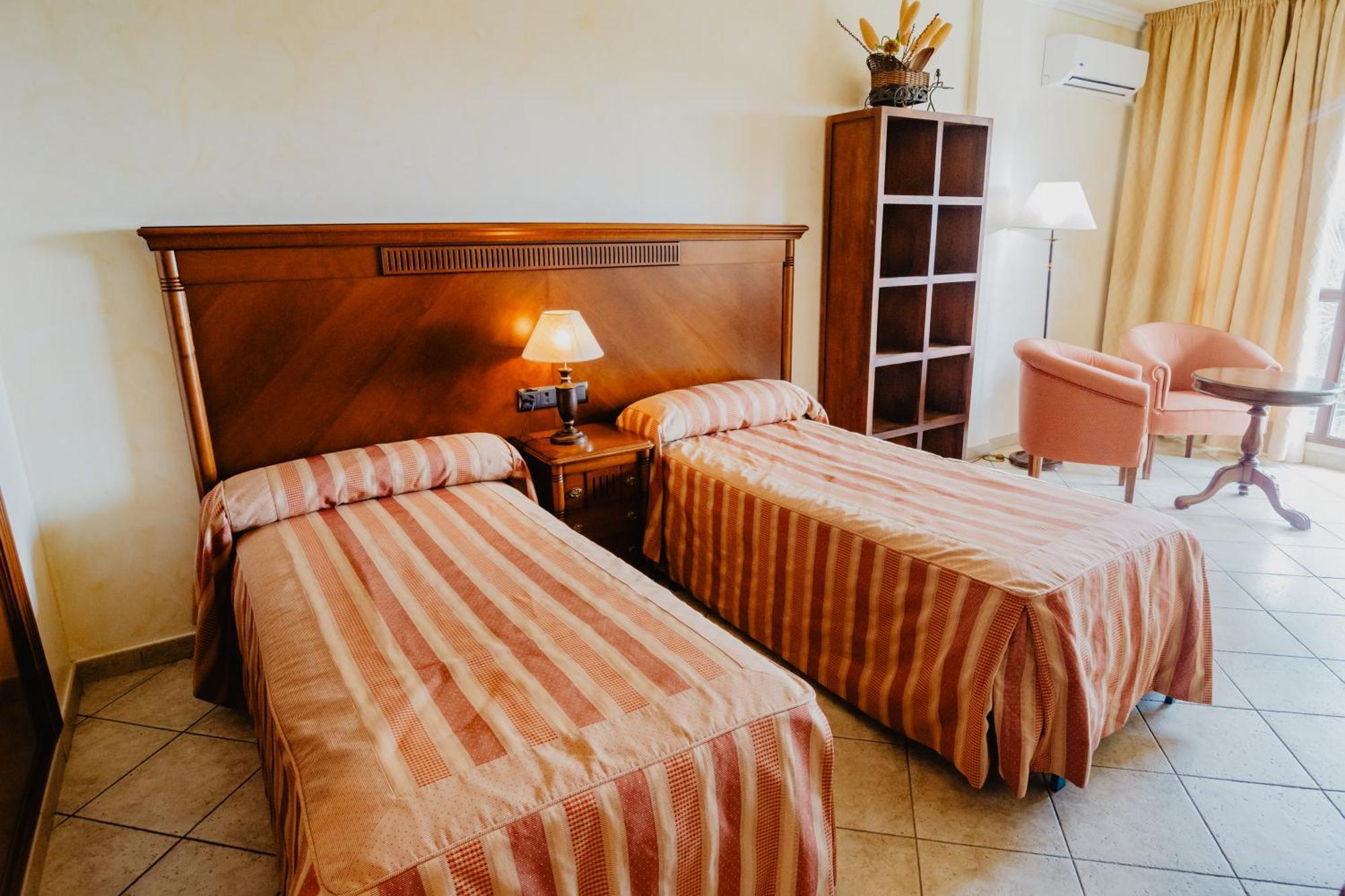 Hotel Hacienda Don Manuel Granja de Torrehermosa Εξωτερικό φωτογραφία